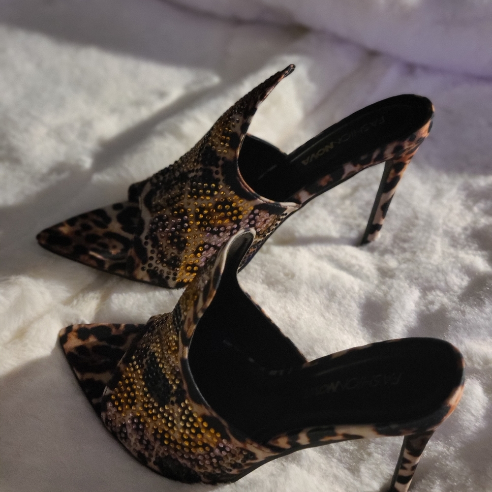 Open Toe Mule Sandals - Picture 4 of 5